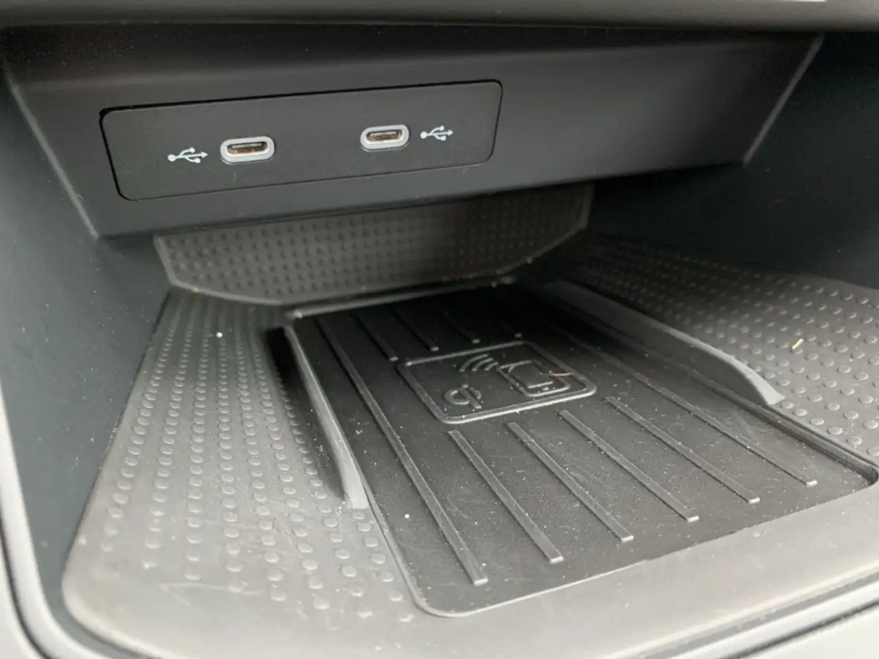 SEAT Arona 1.0 TSI Style Edition KAMERA+NAVI+PDC+SHZ+ — معرض صور السيارة 36