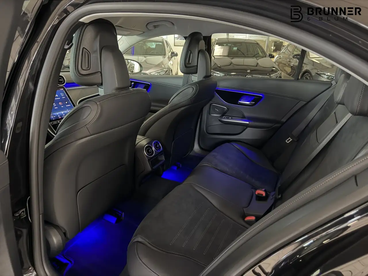 Mercedes-Benz C 200 C 200 AMG Line,Memory,Sound,AHK,Kamera,Distronic — Galería del vehículo 23