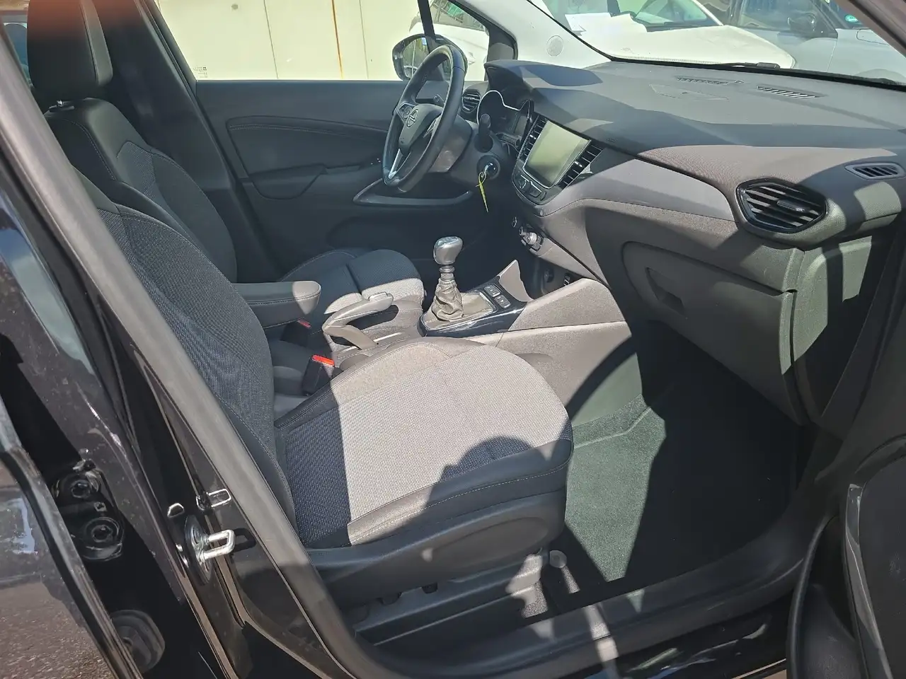 Opel Crossland 1.2 Turbo Elegance Paket *Sitzheizung* — Vehicle gallery 11