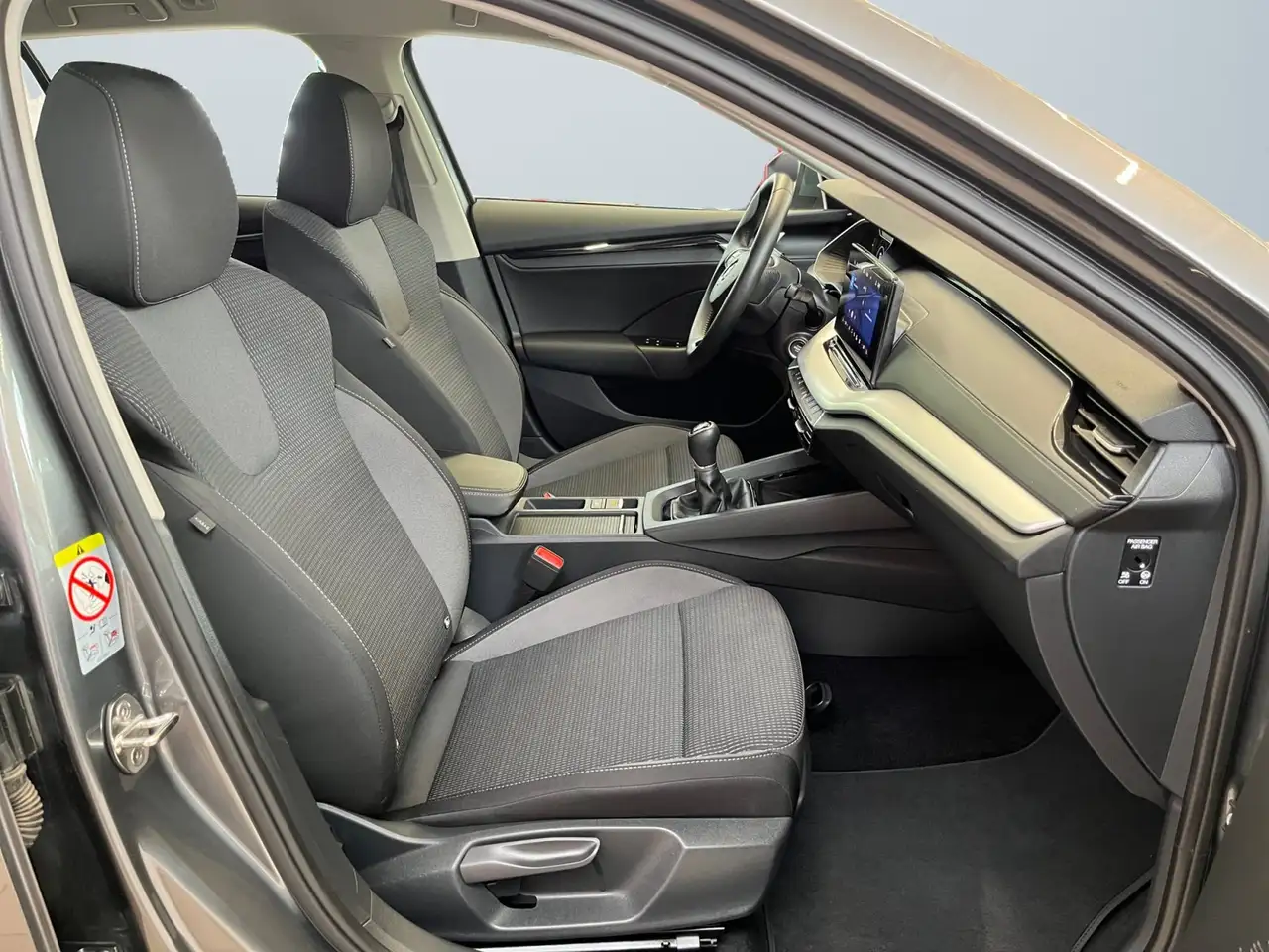 Skoda Octavia Combi Selection 1.5 TSI Digitales-Cockpit — Galería del vehículo 12