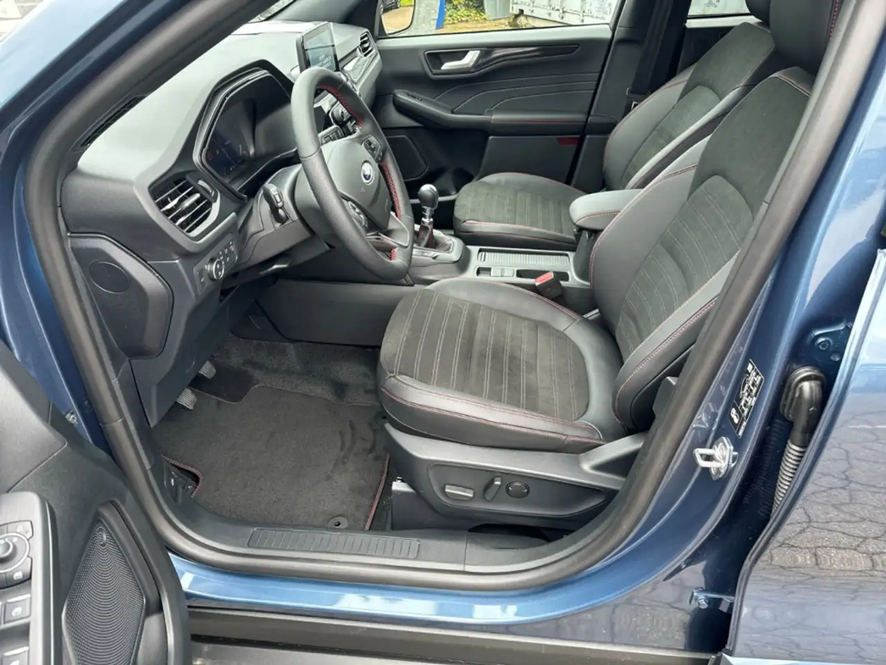 Ford Kuga ST-Line X digitales Cockpit +ACC+B&O+LED+el.Hekkl. — Vehicle gallery 8