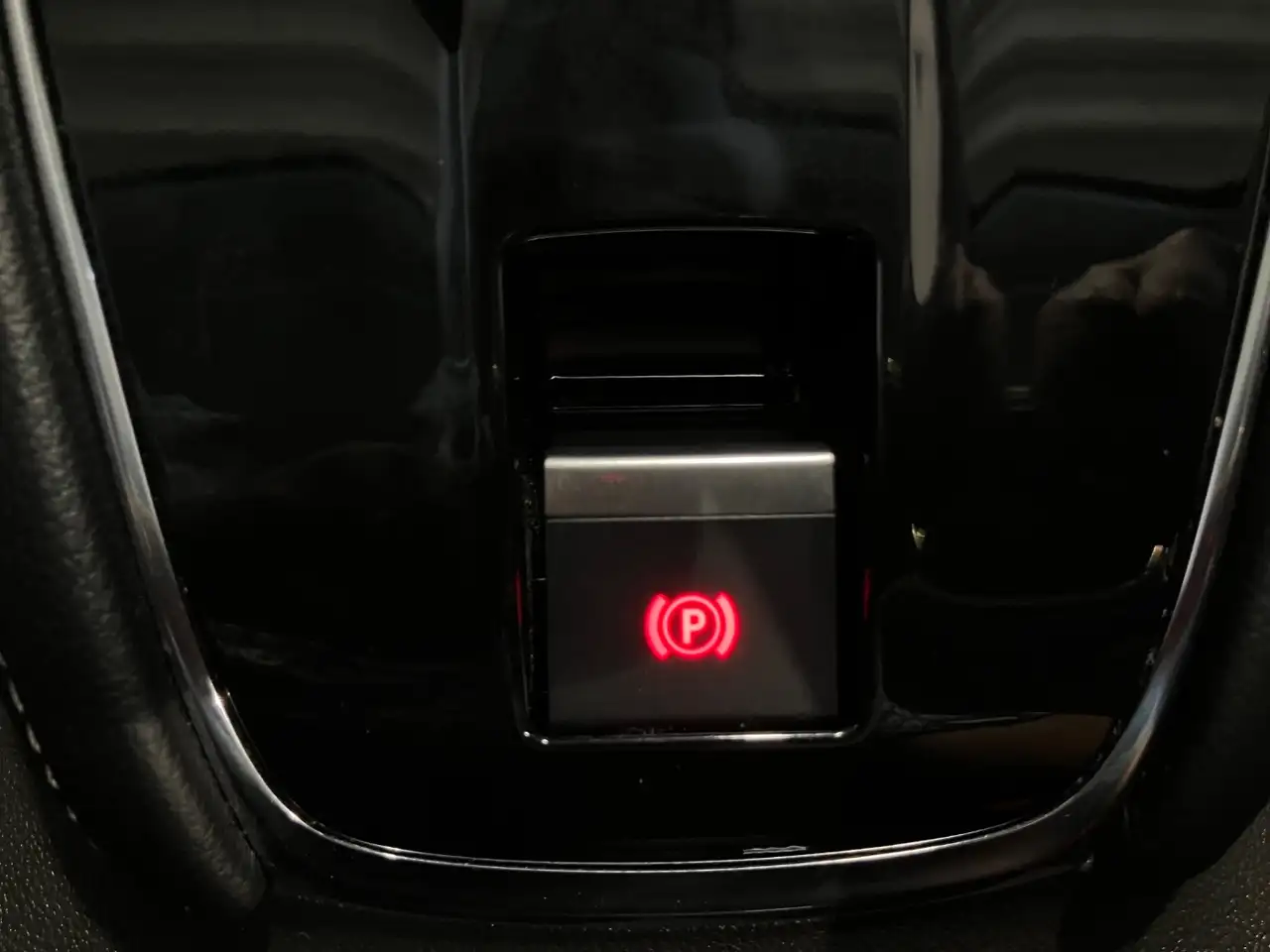 Opel Grandland 1.2T HeckklappeElektrisch,WirelessCharg — معرض صور السيارة 16