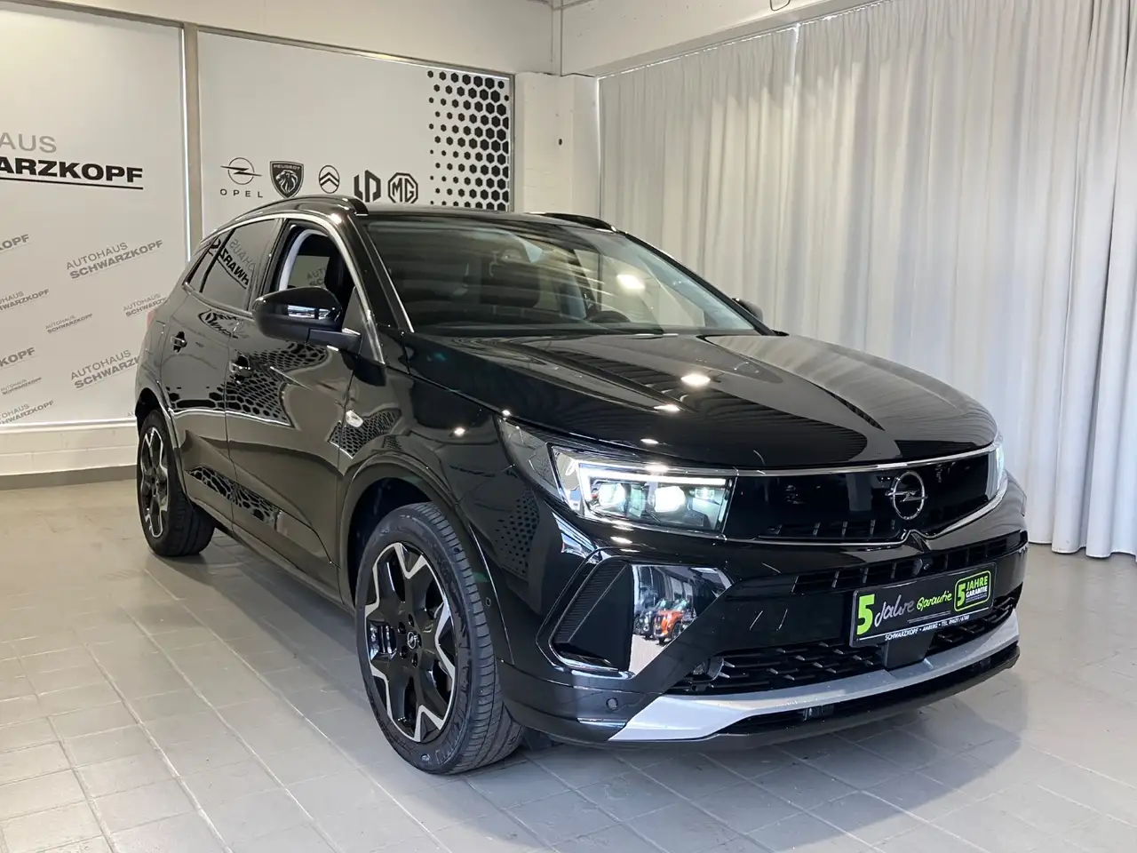 Opel Grandland 1.2T HeckklappeElektrisch,WirelessCharg — معرض صور السيارة 4