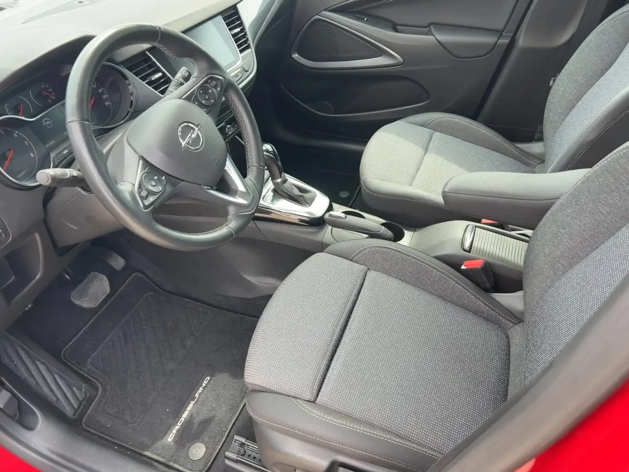 Opel Crossland Elegance *Allwetter+PDC+SHZ+LHZ*BFS* — معرض صور السيارة 9