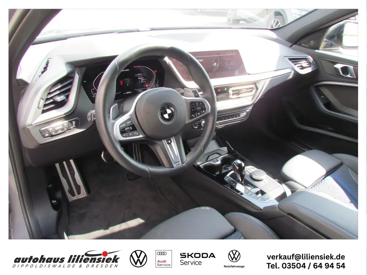BMW M1 35i xDrive H&K/LIVE COCKPIT/DAB — Galerie du véhicule 10
