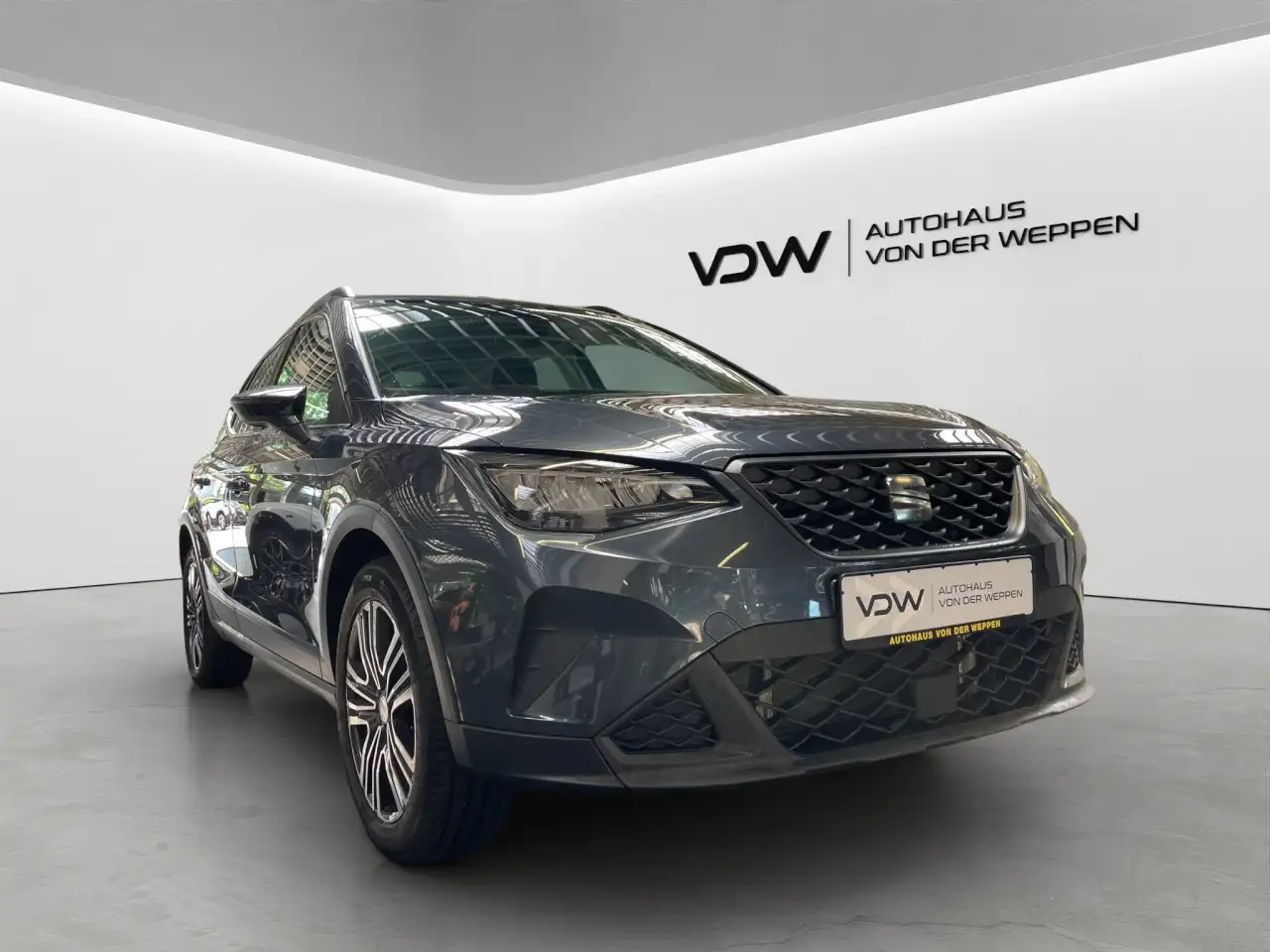 SEAT Arona Style Edit. 1.0 TSI Aut. Navi, Klima, SHZ Klima — Galería del vehículo 12