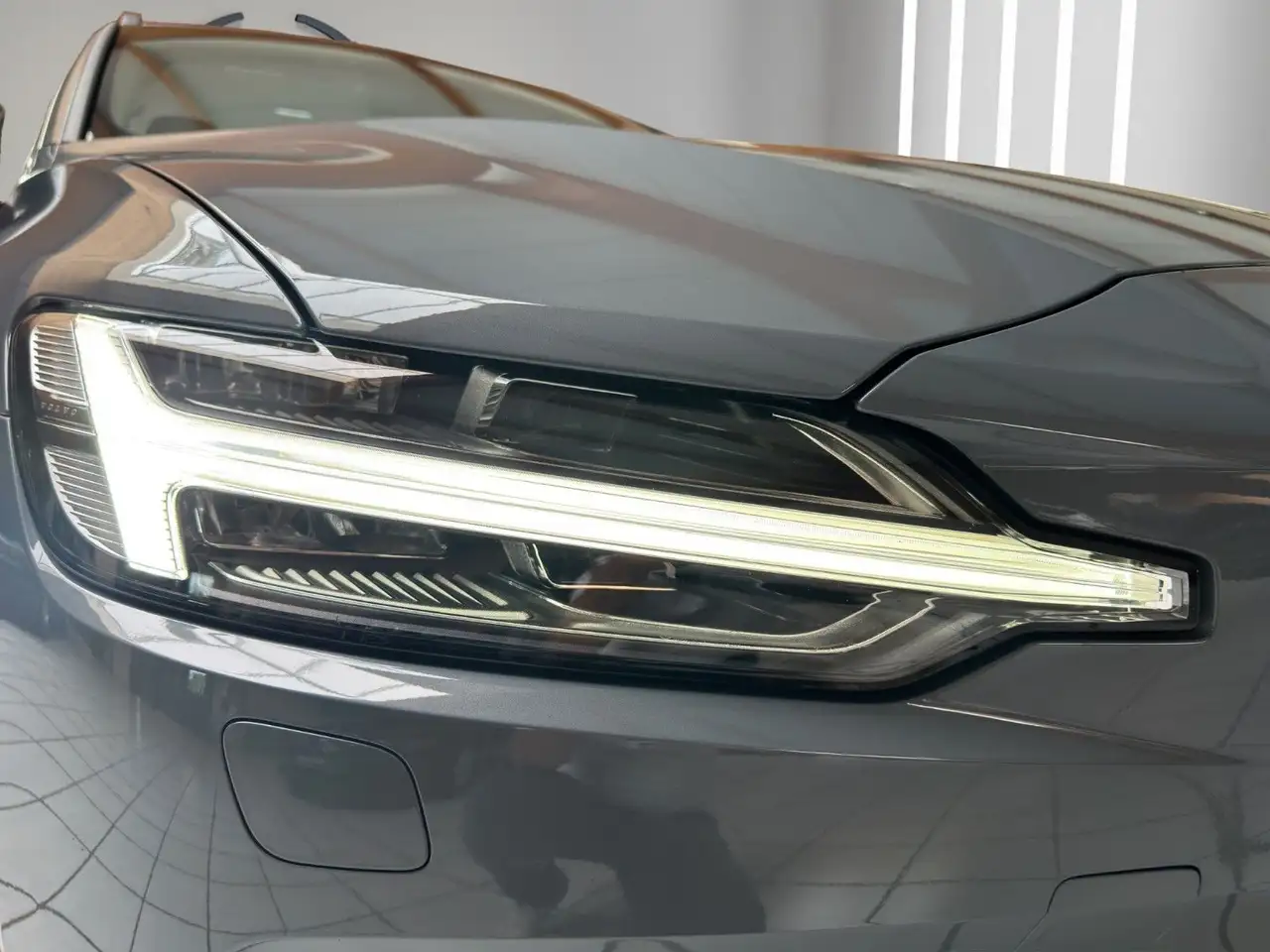 Volvo V60 Core *RFK*UVM.. — Galería del vehículo 26