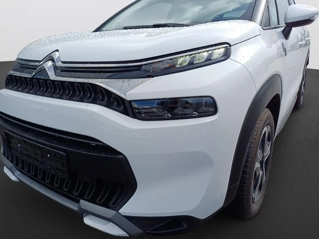 Citroen C3 Aircross PureTech — Vehicle gallery 9