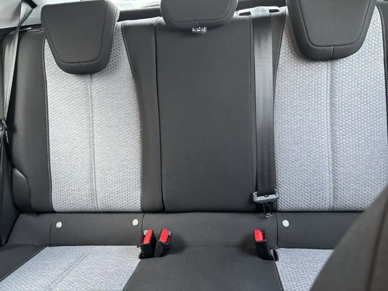 Opel Corsa 1.2 ,Kamera,LRHZ,SHZ,Multimedia,Totwinkel-Assisten — معرض صور السيارة 11