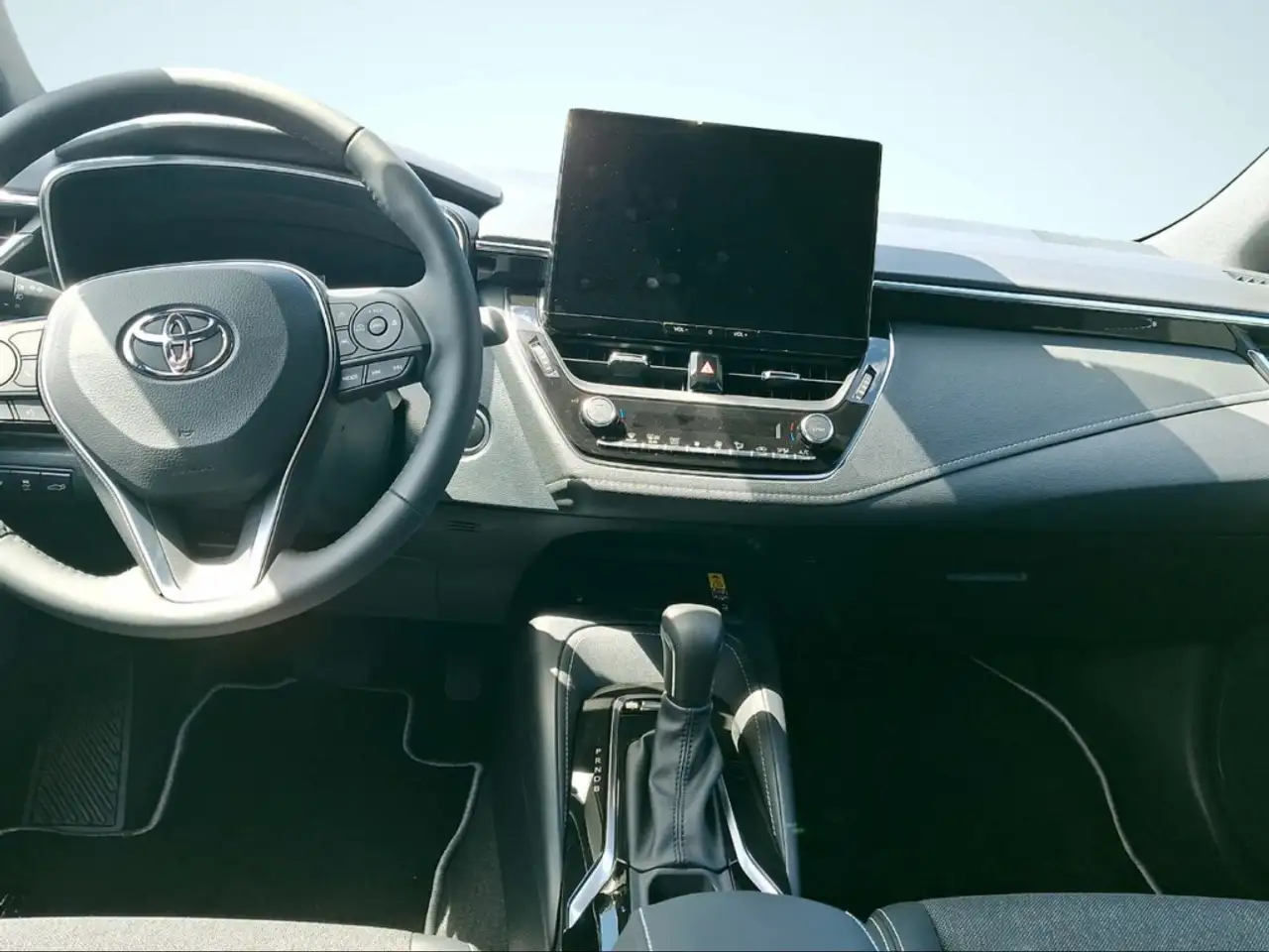 Toyota Corolla 1,8 l Hybrid TS, Team D Temp Klima LED ACC PDCv+h — معرض صور السيارة 6