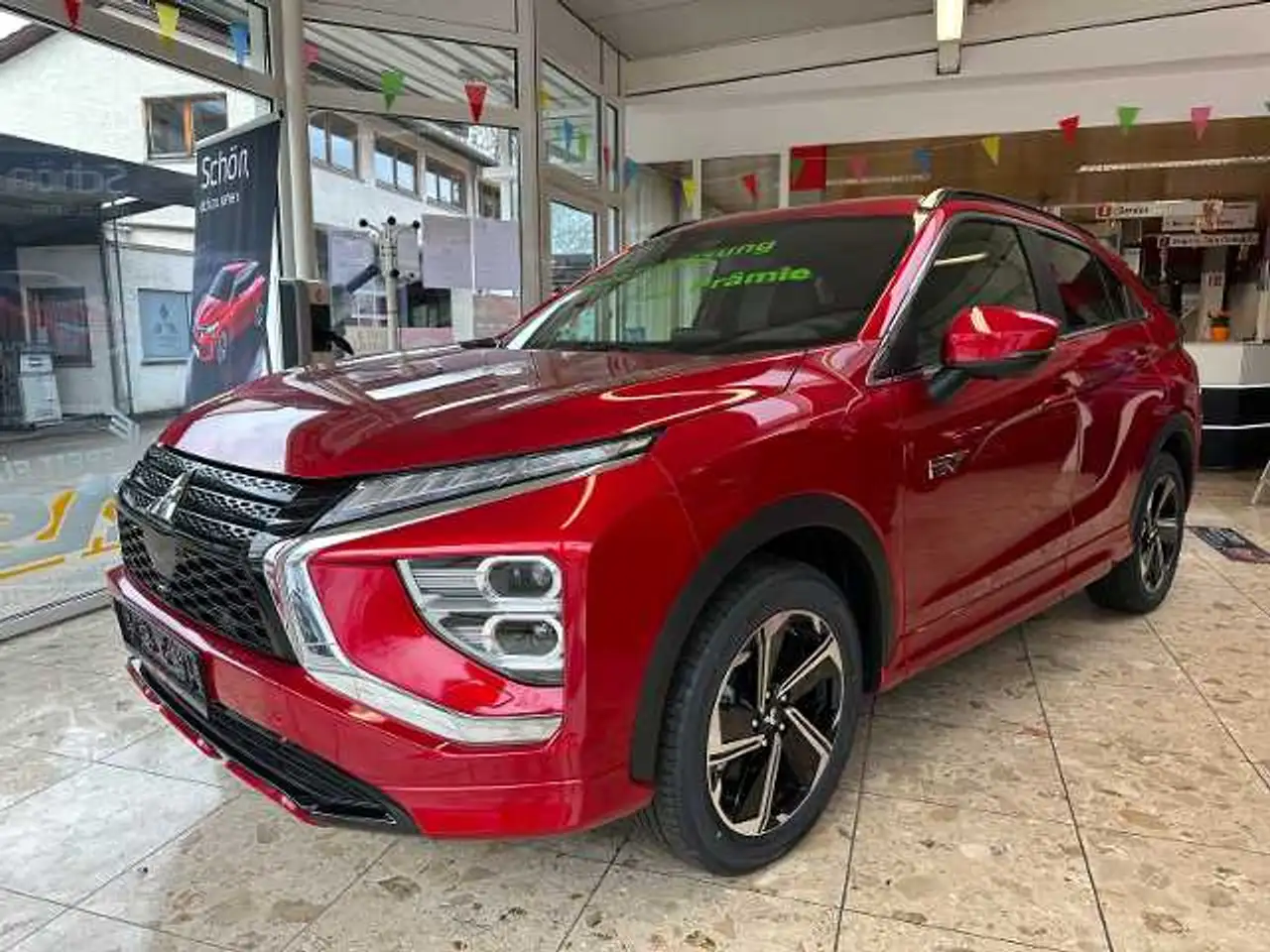 Mitsubishi Eclipse Cross Plug-in Hybrid Select 2.4 4WD — معرض صور السيارة 3