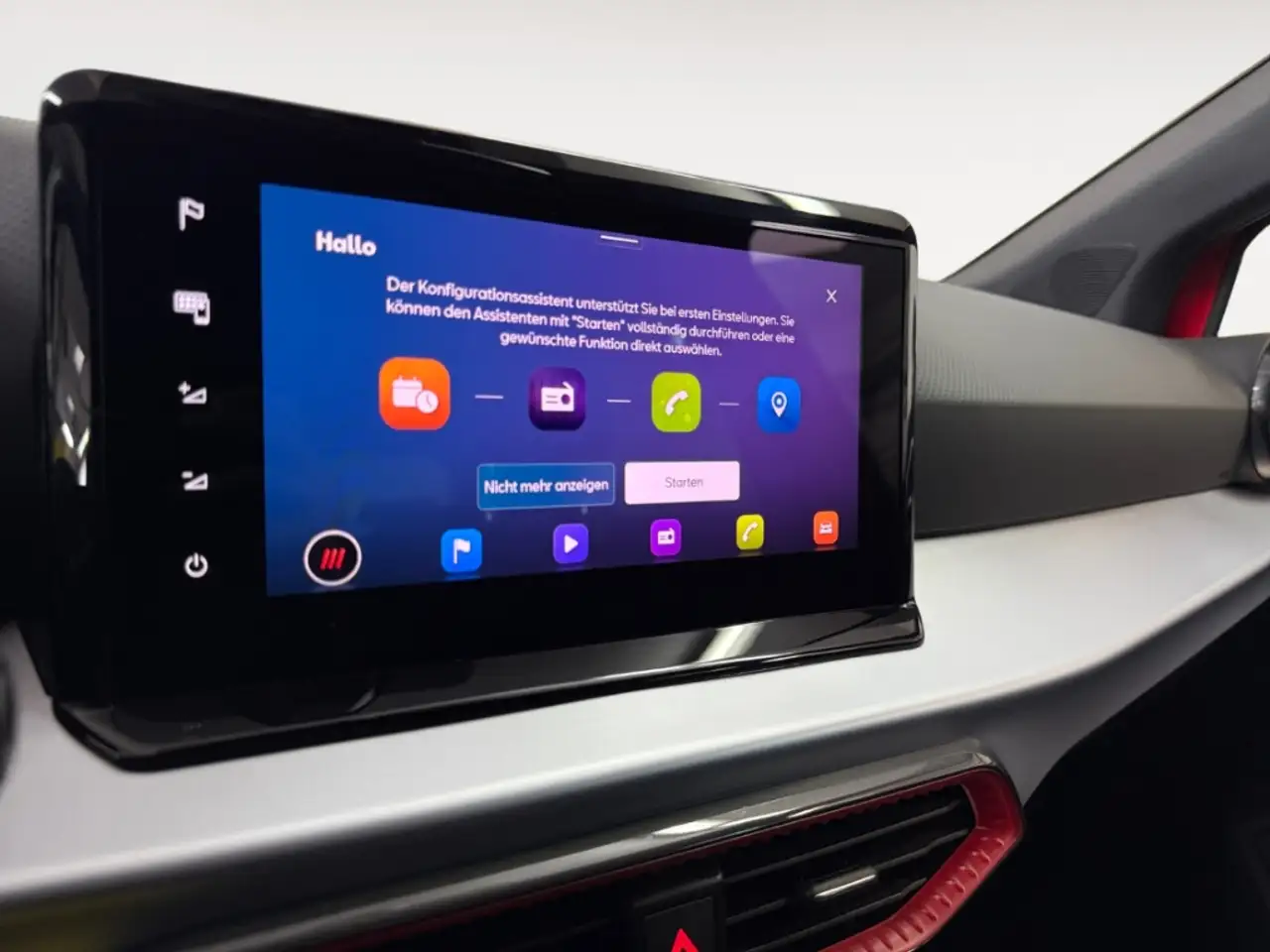 SEAT Arona FR NAV LED DIG-DISPLAY KAMERA SITZ.HZG TEMPOMAT AP — Vehicle gallery 10