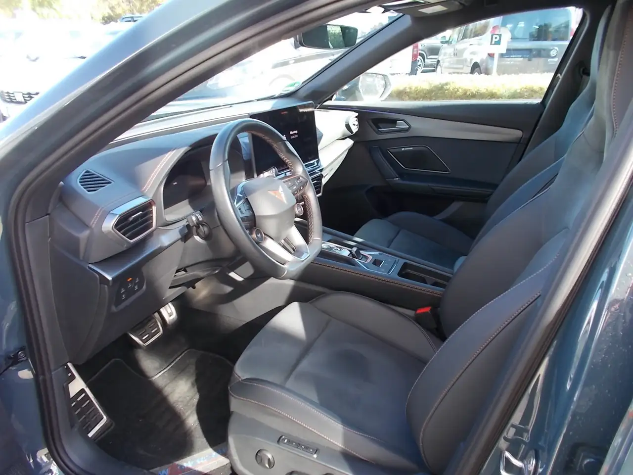CUPRA Formentor 1.5 eTSI DSG + SHZ + wenig Kilometer — Galerie du véhicule 10