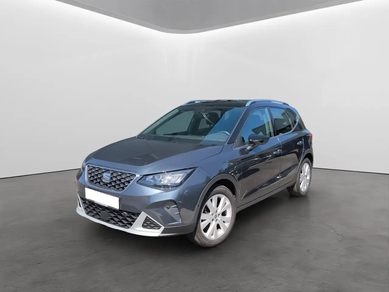 SEAT Arona 1.0 TSI Xperience AHK+LED+KAMERA+PARKLENK+LED+SHZ — معرض صور السيارة 2