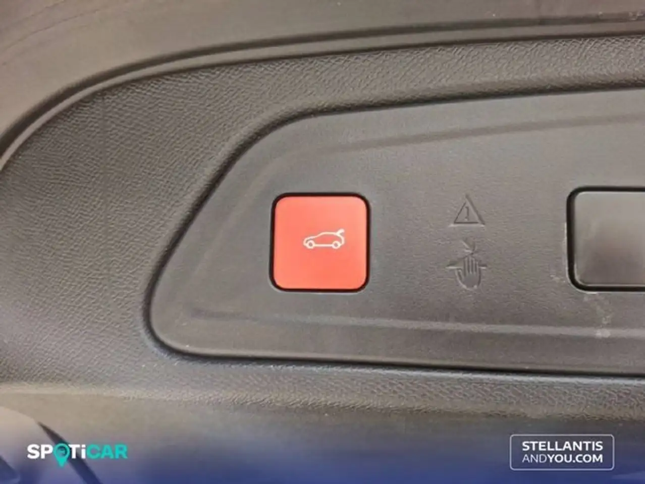 Citroen C5 Aircross Hybrid Max EAT8 225 — معرض صور السيارة 25
