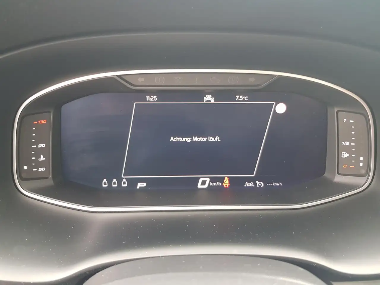 SEAT Ateca TSI DSG X-PER. Navi Sitzheiz Kam PDC — معرض صور السيارة 8