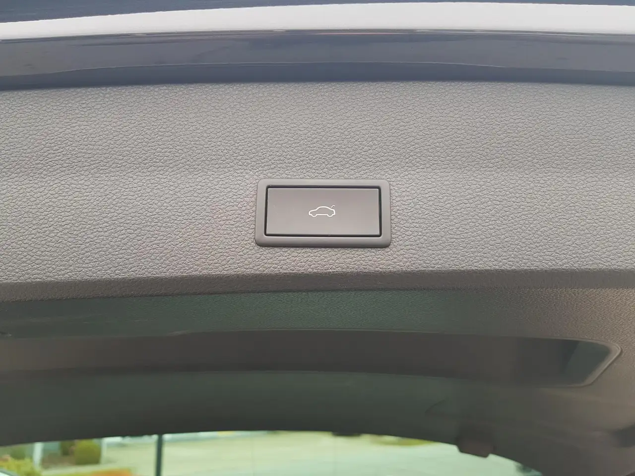 SEAT Ateca TSI DSG X-PER. Navi Sitzheiz Kam PDC — معرض صور السيارة 18