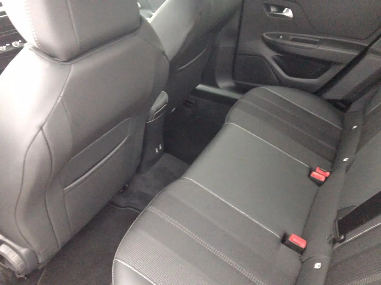 Opel Mokka 1.2 Turbo GS Line *Bequemer Einstieg* — Galerie du véhicule 11