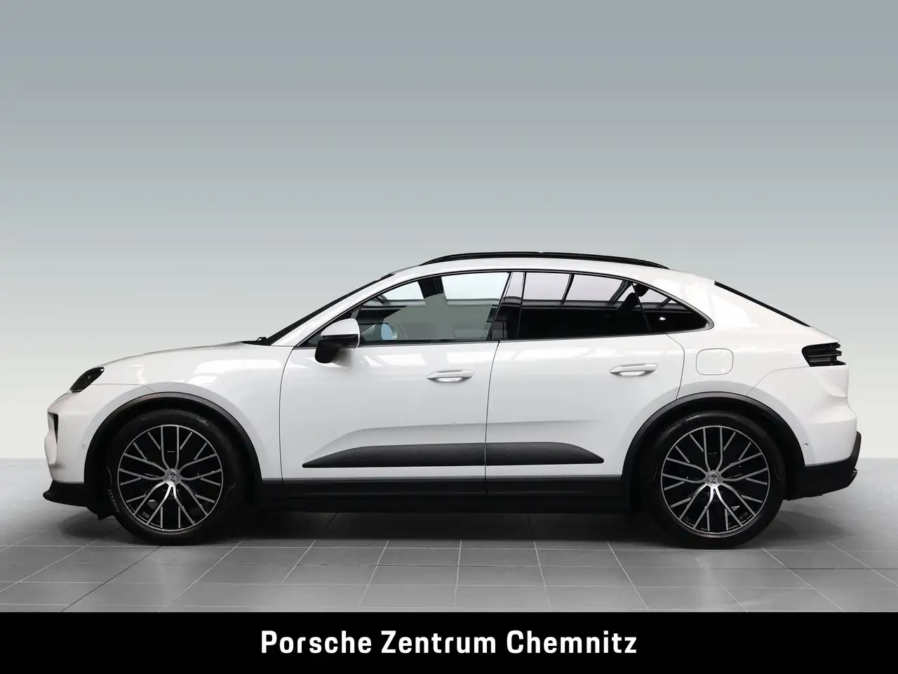 Porsche Macan 4 Electric Sitzbelüft.;Sport-Chrono;BOSE;14-Wege — معرض صور السيارة 2