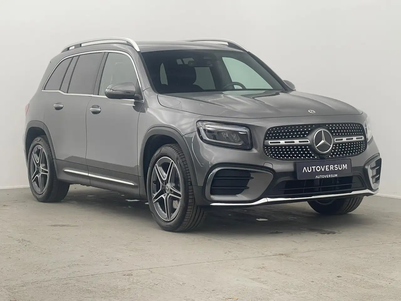 Mercedes-Benz GLB 200 AMG *KEYLESS*LED*KAM*SHZ*TEMP*WIDE* — Galerie du véhicule 5