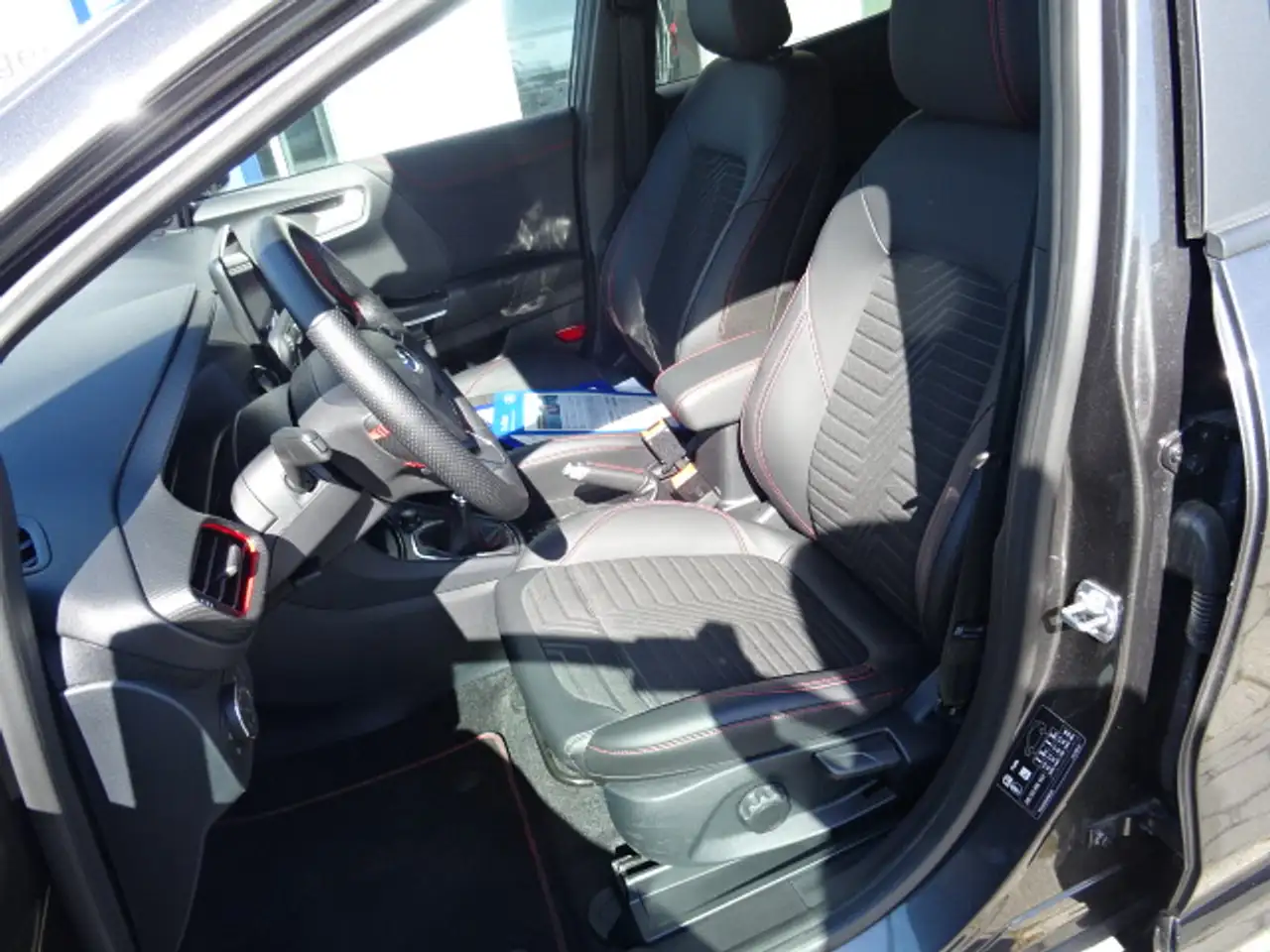 Ford Puma 1.0 Ecoboost ST-Line X +Winter-Paket — معرض صور السيارة 7