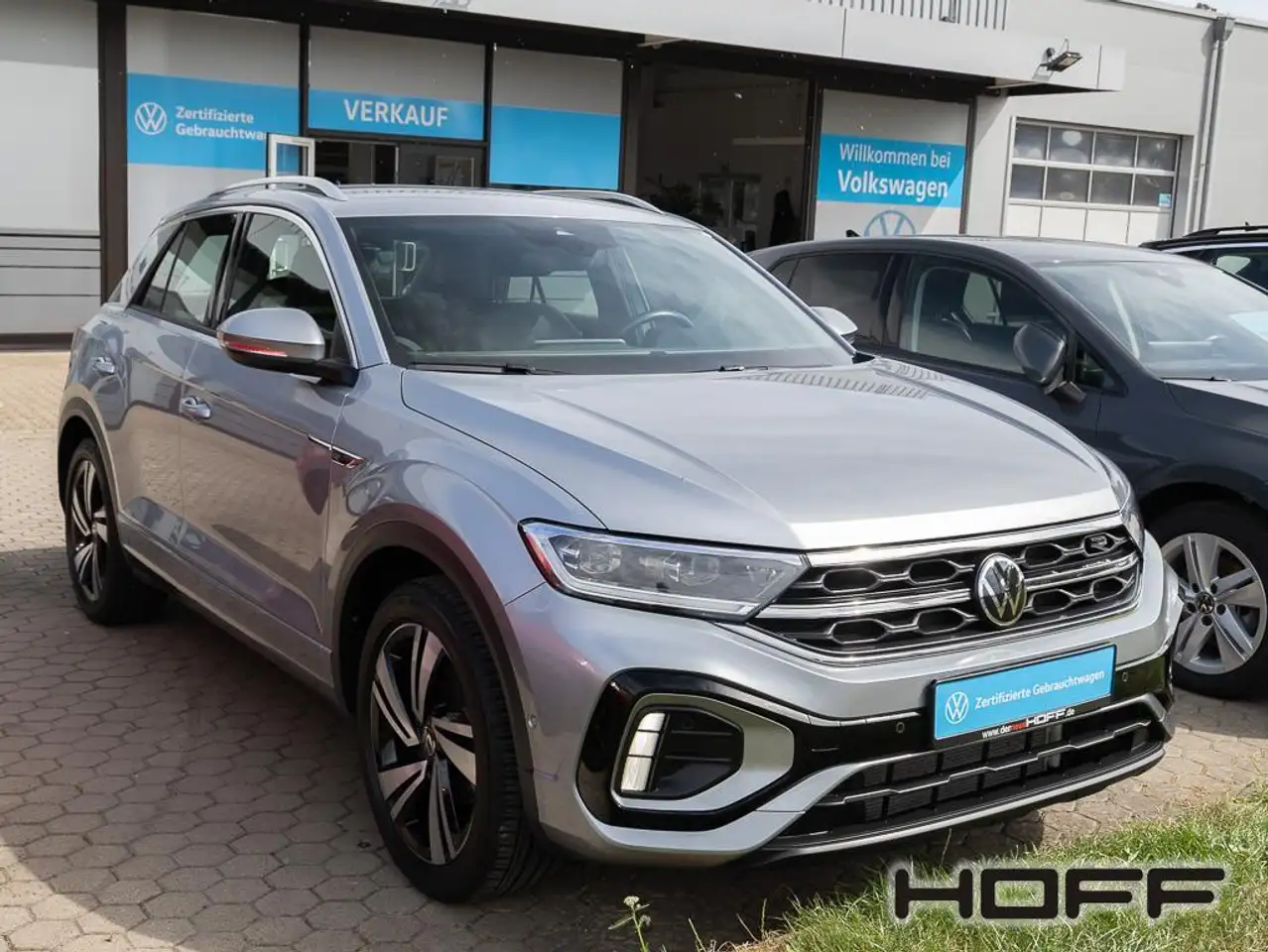 Volkswagen T-Roc 1.5 TSI DSG R-Line Navi AHK LED Klima Sitzheizung — معرض صور السيارة 3