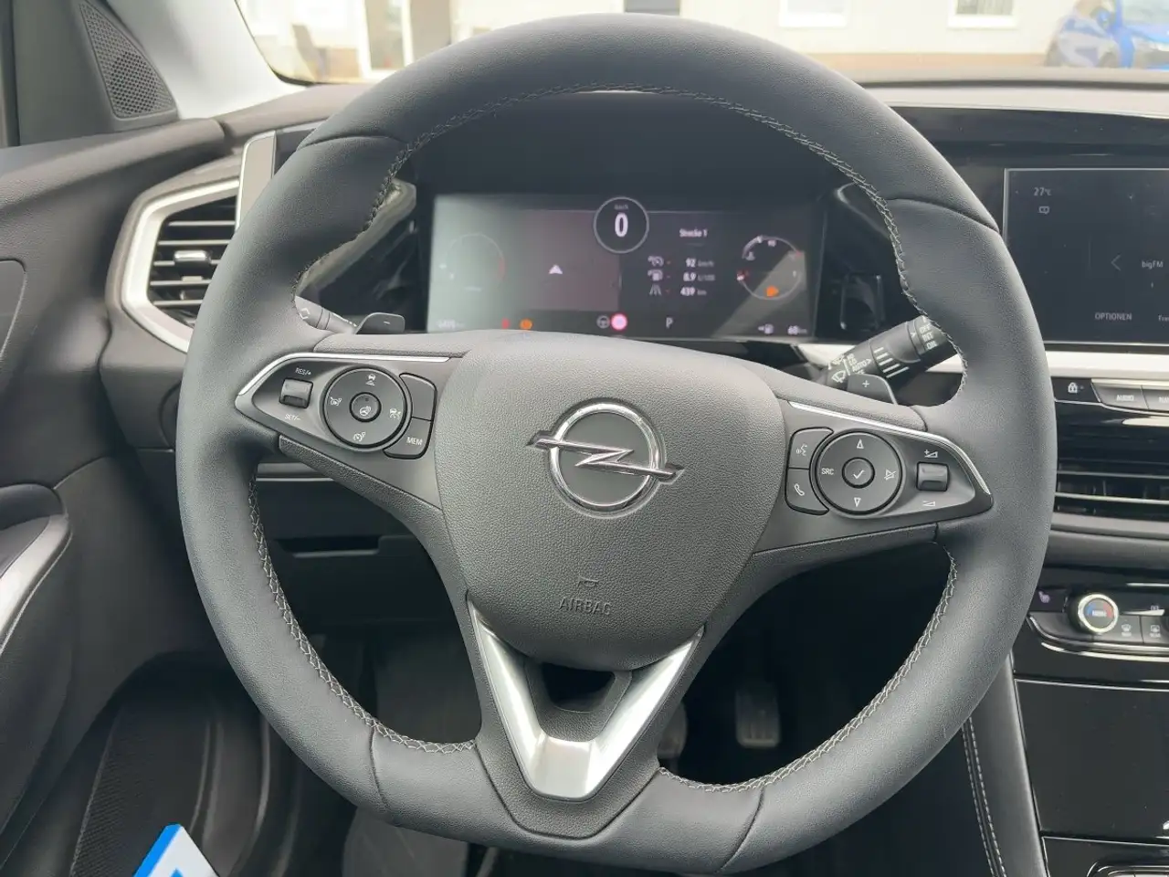 Opel Grandland GS *Sitzheiz*+*Allwett.reifen*Temp*PDC* — Galería del vehículo 12