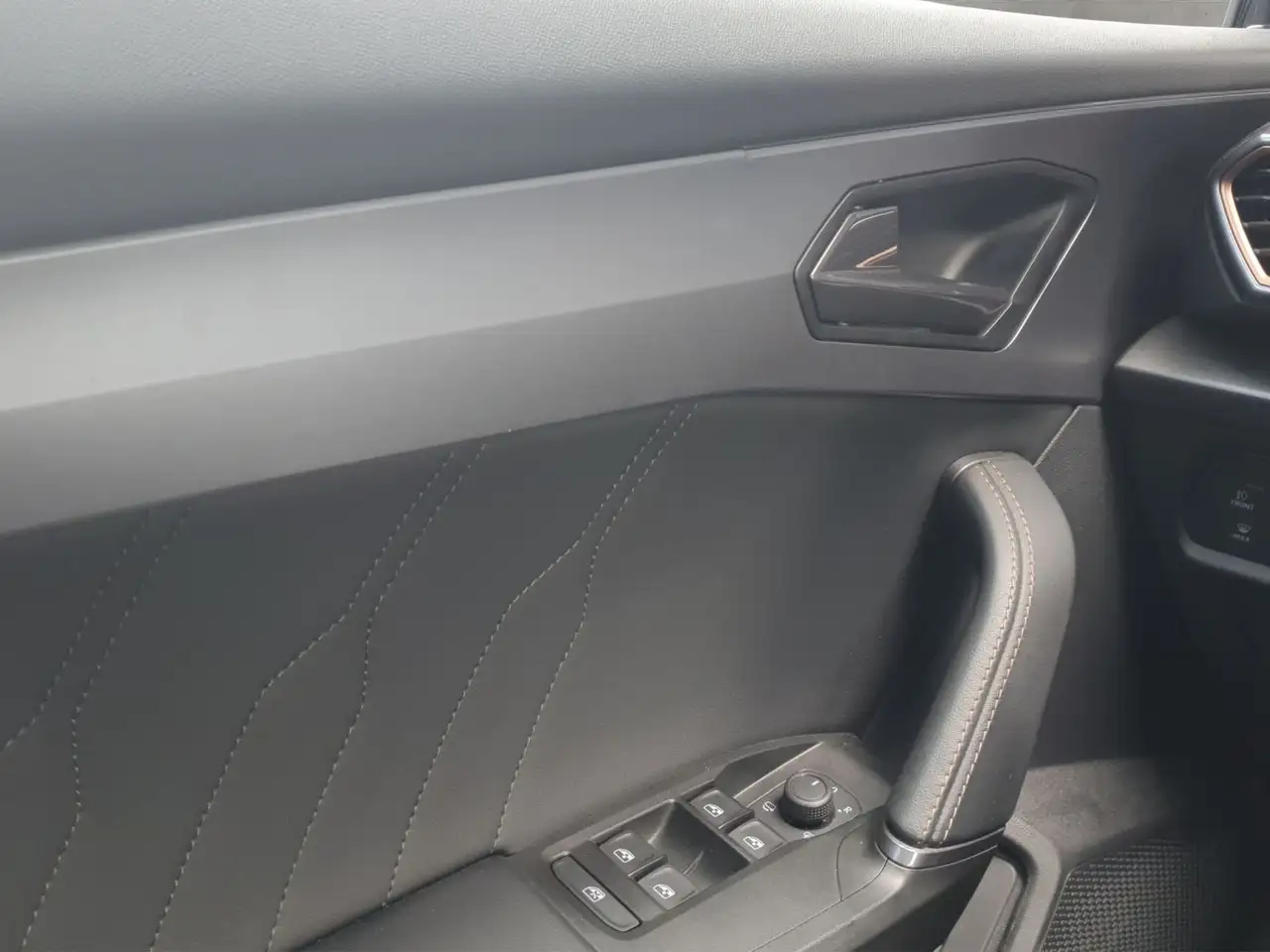 CUPRA Formentor 1.5 TSI Einparkhilfekamera elekt. Heck — معرض صور السيارة 12