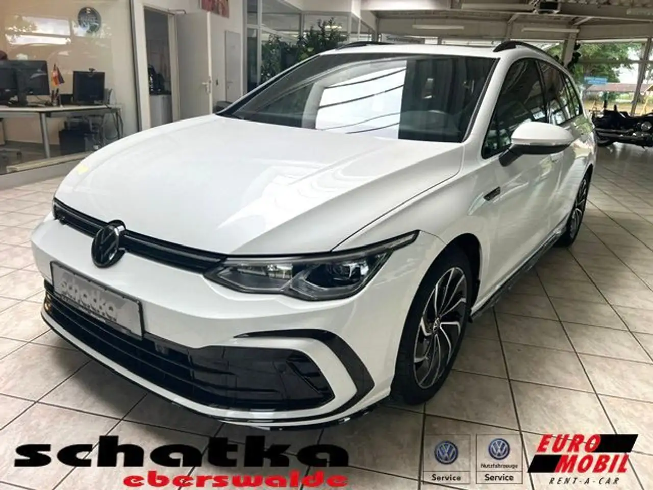Volkswagen Golf VIII Variant R-Line eTSI,Pano,Navi,Shz,LED — Galerie du véhicule 3