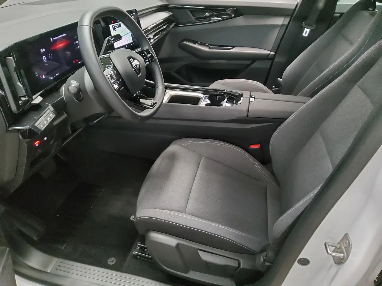 Renault Austral 1.3 TCe Evolution LED Sound Kamera — Vehicle gallery 9