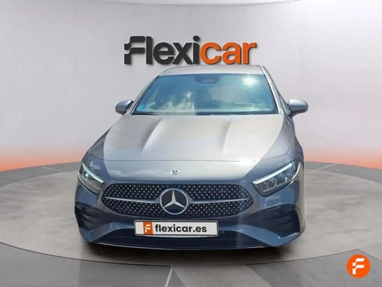Mercedes-Benz A 180 — معرض صور السيارة 2
