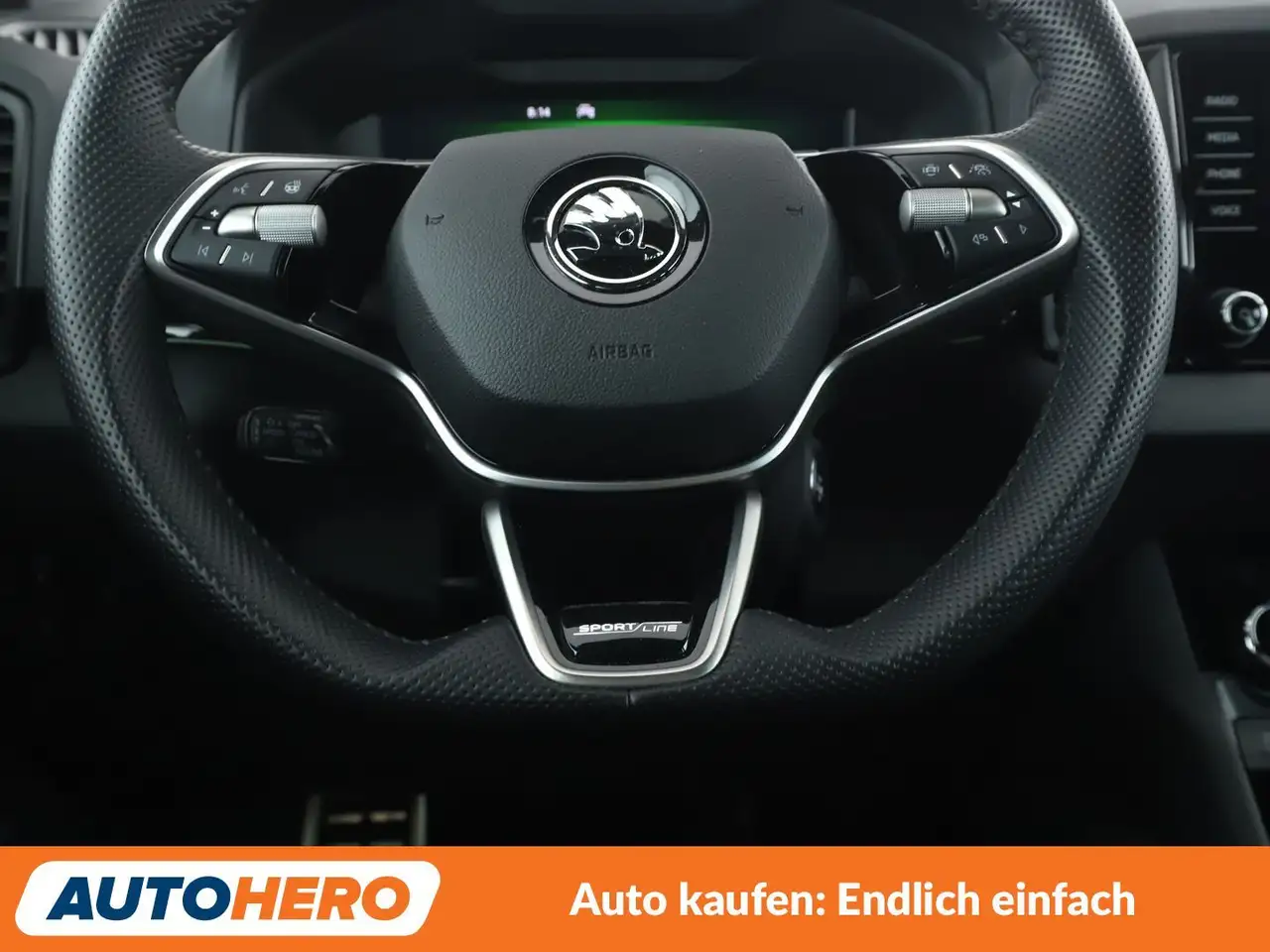 Skoda Karoq 2.0 TSI Sportline 4x4 Aut.*NAVI*LED*ACC* — Vehicle gallery 19