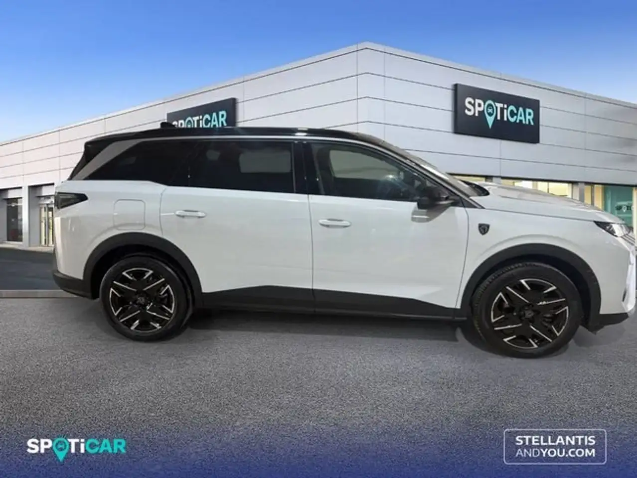 Peugeot 5008 1.2 100KW eDCS6 GT — معرض صور السيارة 4