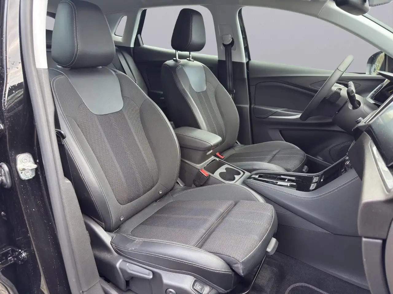 Opel Grandland X 1.2 |NAVI|KAM|AHK|ALLWETTER|LM — Vehicle gallery 20