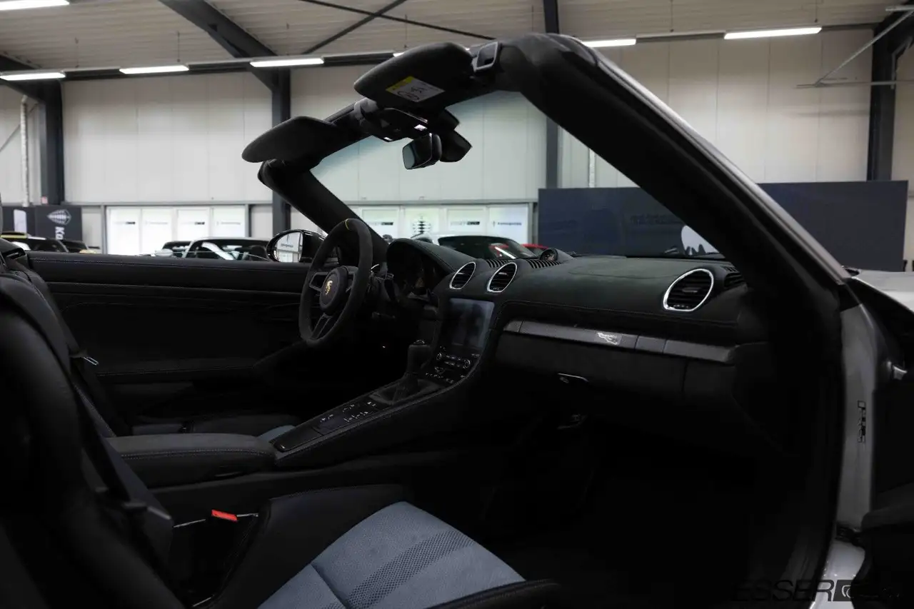Porsche Boxster 718 Spyder RS | Weissach | Approved — معرض صور السيارة 11