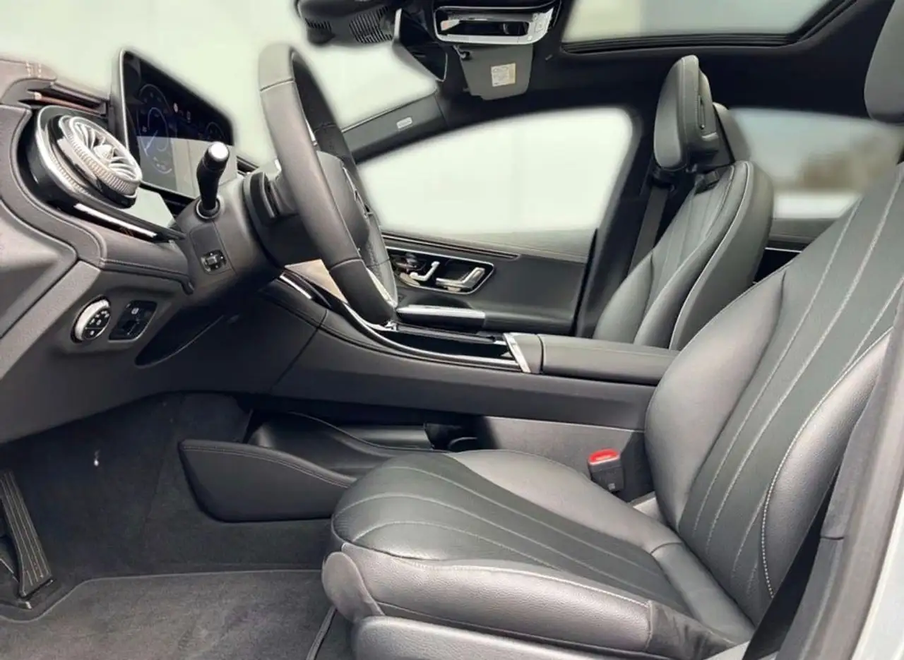 Mercedes-Benz EQE 300 Edition — Vehicle gallery 10