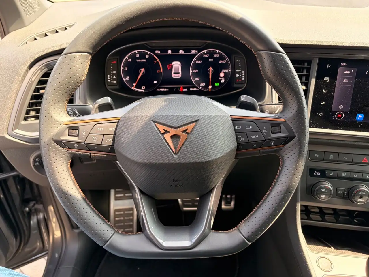CUPRA Ateca ATECA - SERVICE NEU - TOP AUSSTATTUNG — Galería del vehículo 13