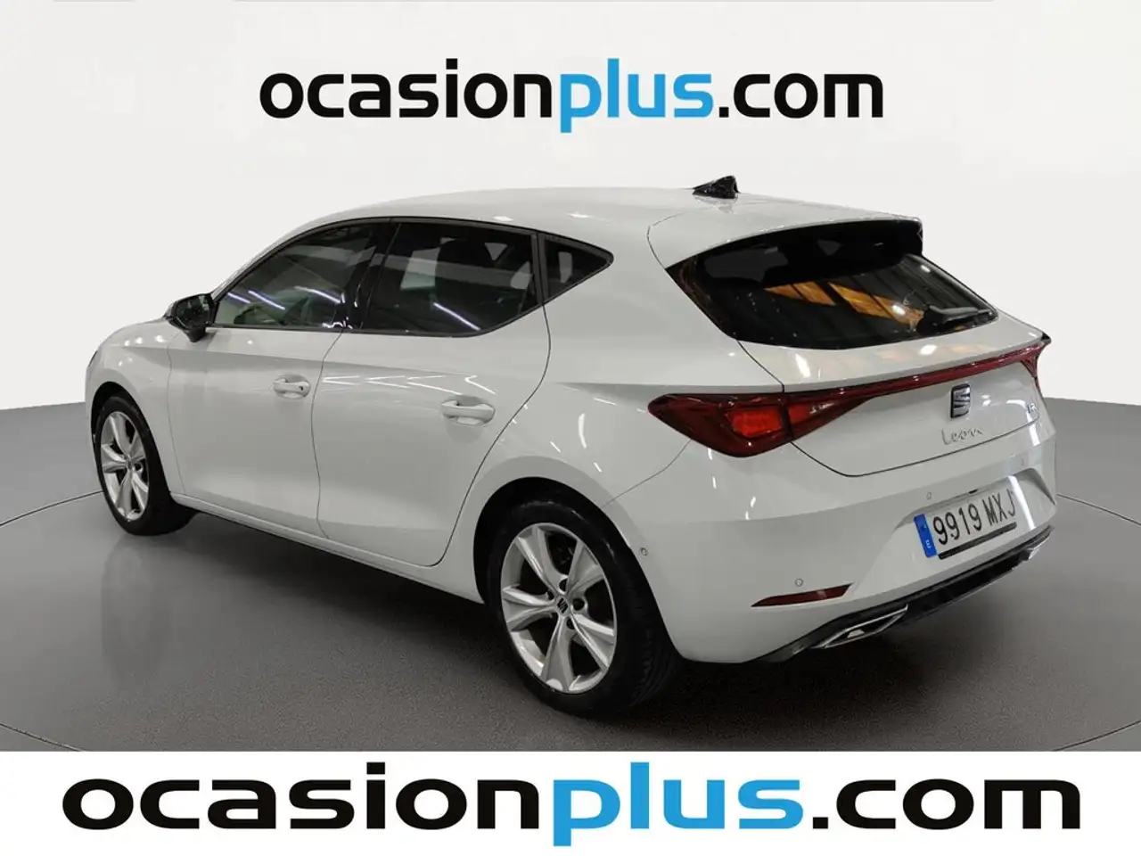 SEAT Leon 1.0 eTSI S&S FR 25º Aniversario DSG-7 110 — معرض صور السيارة 3