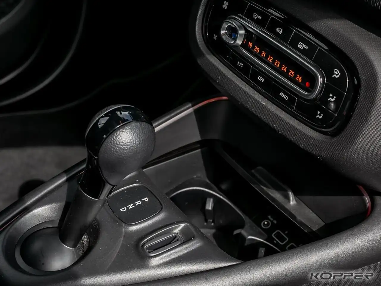 smart forTwo fortwo EQ LAST ONE Exclusive — Vehicle gallery 8