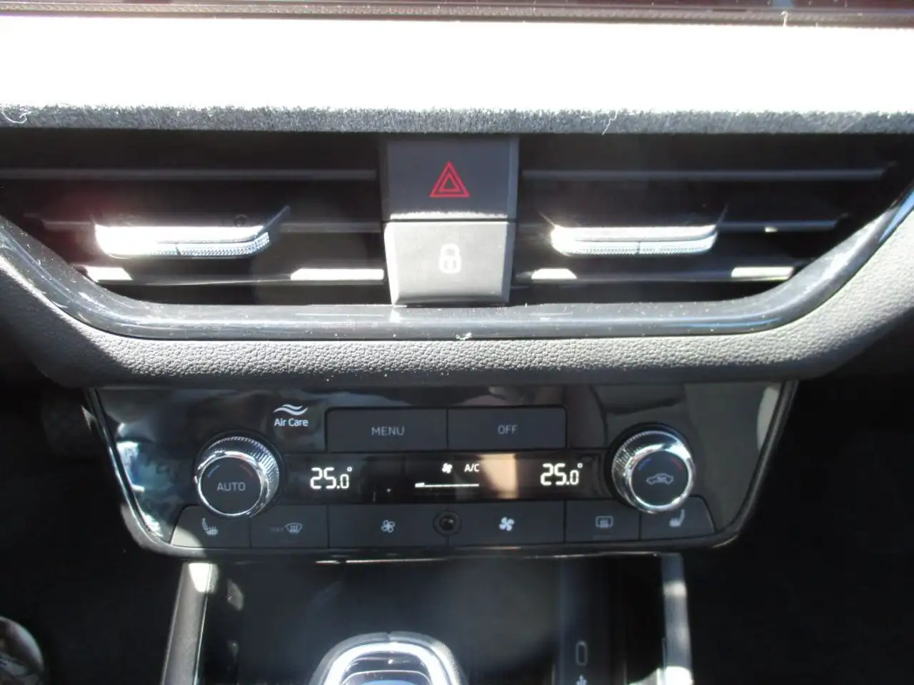 Skoda Kamiq 1.5 TSI DSG Selection — معرض صور السيارة 16