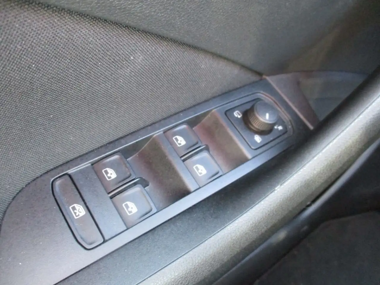 Skoda Kamiq 1.5 TSI DSG Selection — معرض صور السيارة 19