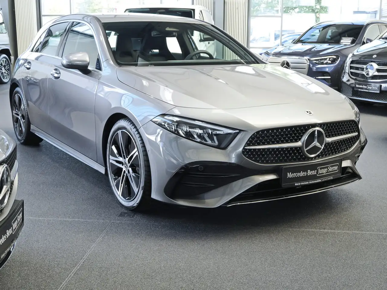 Mercedes-Benz A 200 AMG ADVANCED PLUS DISTRONIC KAMERA — Vehicle gallery 5