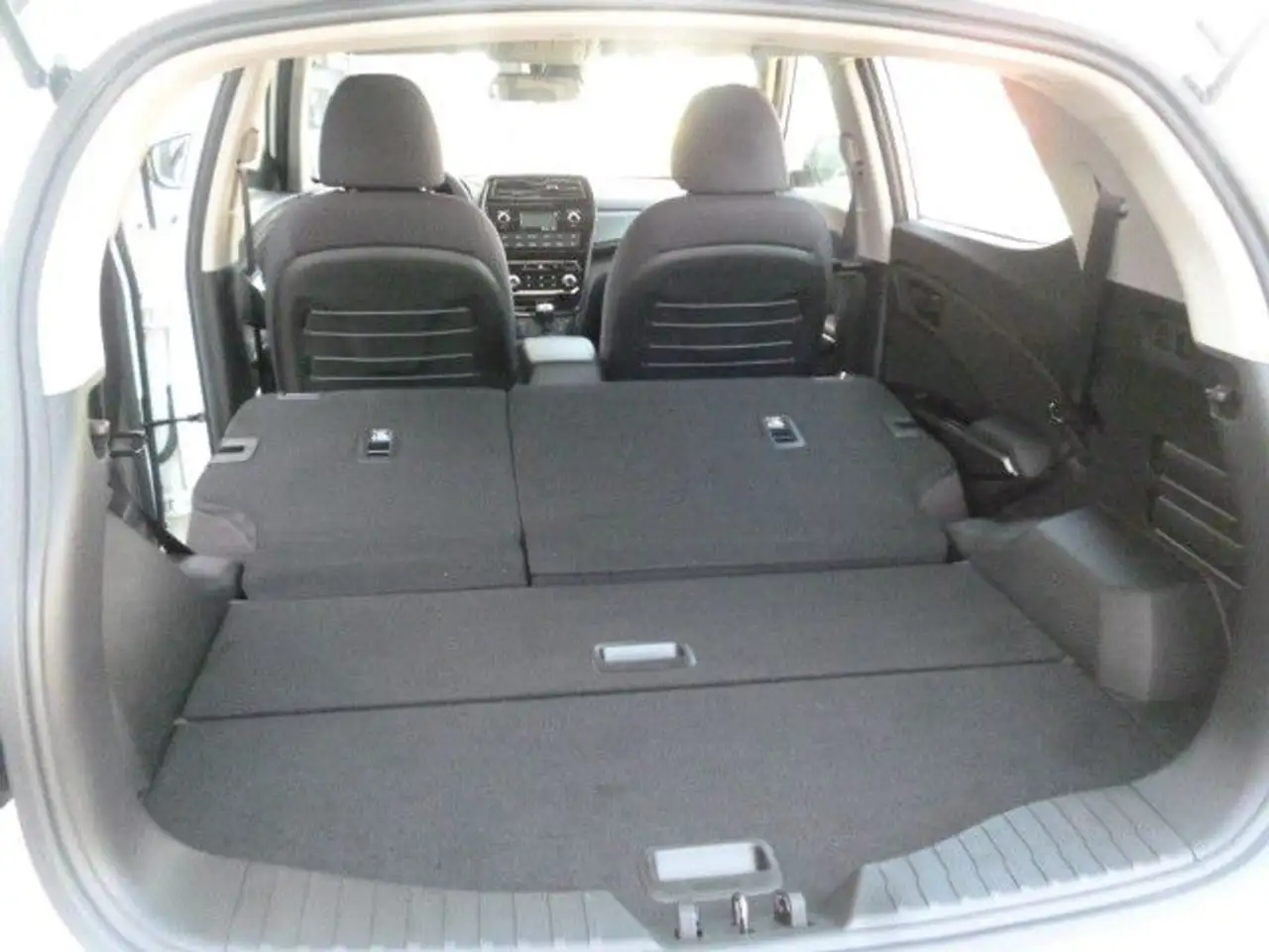 SsangYong Tivoli TIVOLI 2WD CRYSTAL KLIMA ZV DABRadio Winterräder — Galerie du véhicule 16