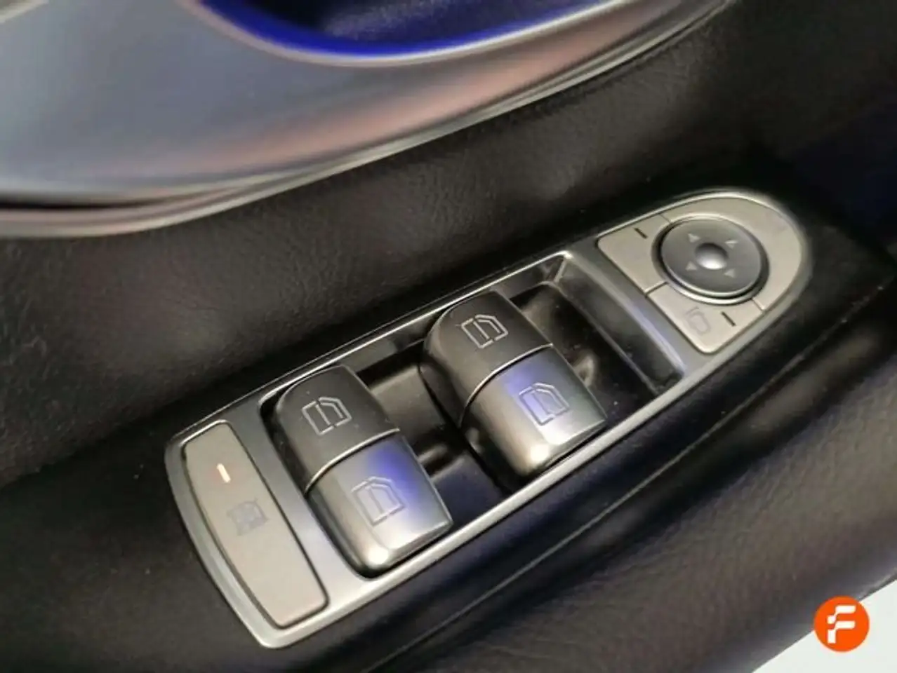 Mercedes-Benz E 200 — معرض صور السيارة 25