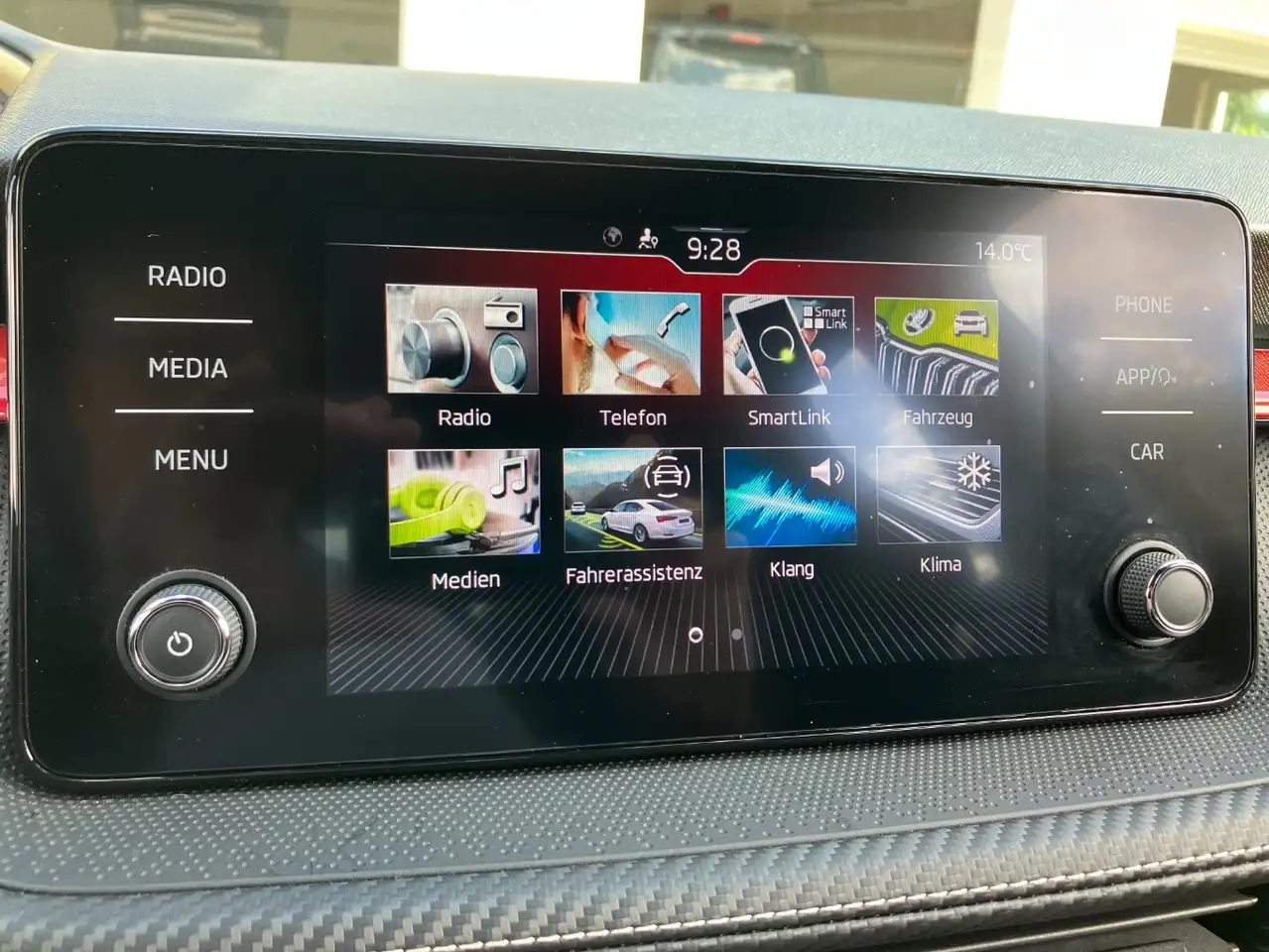 Skoda Fabia 1.0 TSI Monte Carlo DSG Front-/Lane Assist — Galería del vehículo 15