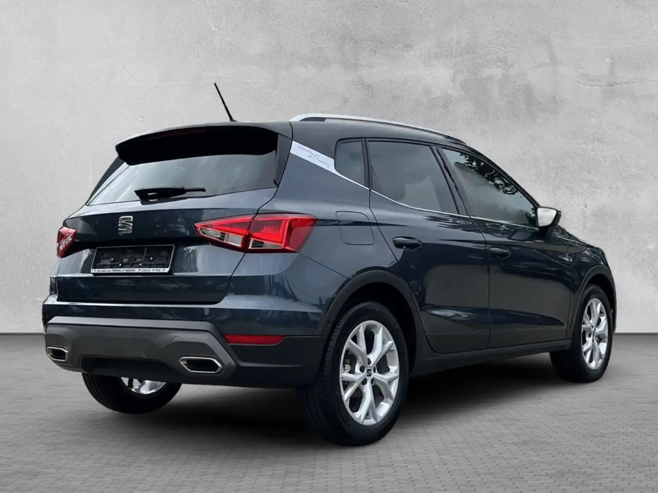 SEAT Arona FR 1.0 TSI DSG Full-LINK ACC LED BT KLIMA SHZ PDC — معرض صور السيارة 2