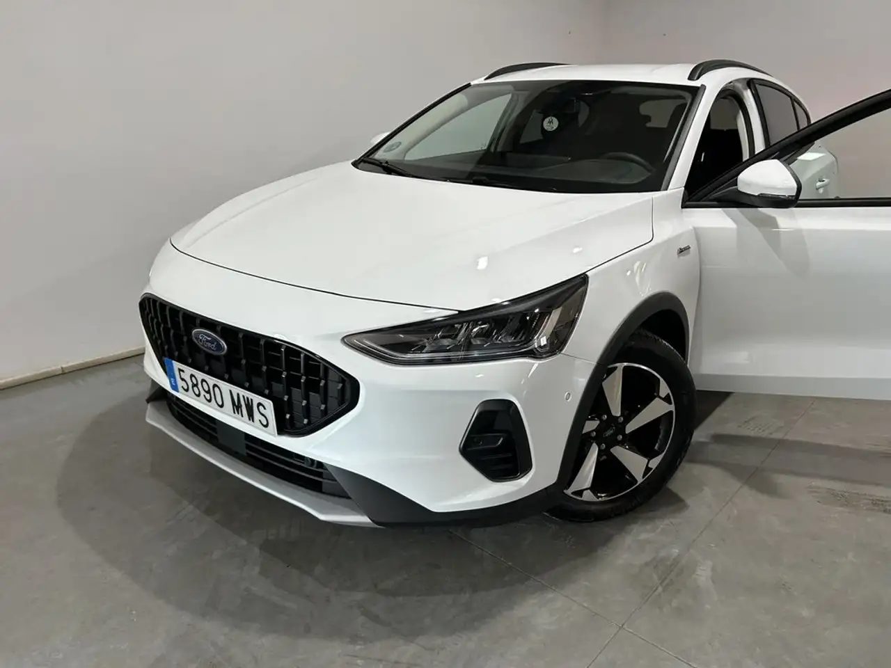 Ford Focus 1.0 Ecoboost MHEV Active 125 — Vehicle gallery 3