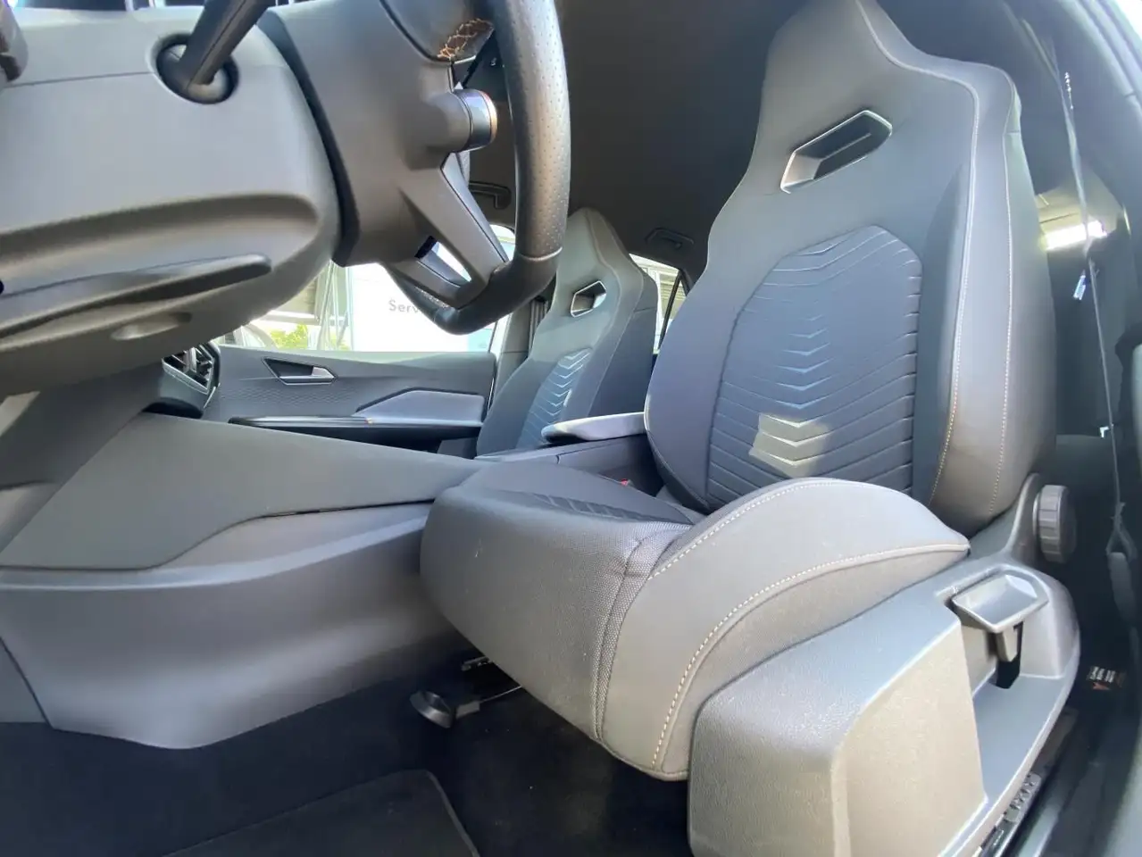 CUPRA Born e-Boost 170 kW GARANTIE+20"+WÄRMEPUMPE+SUP — معرض صور السيارة 10