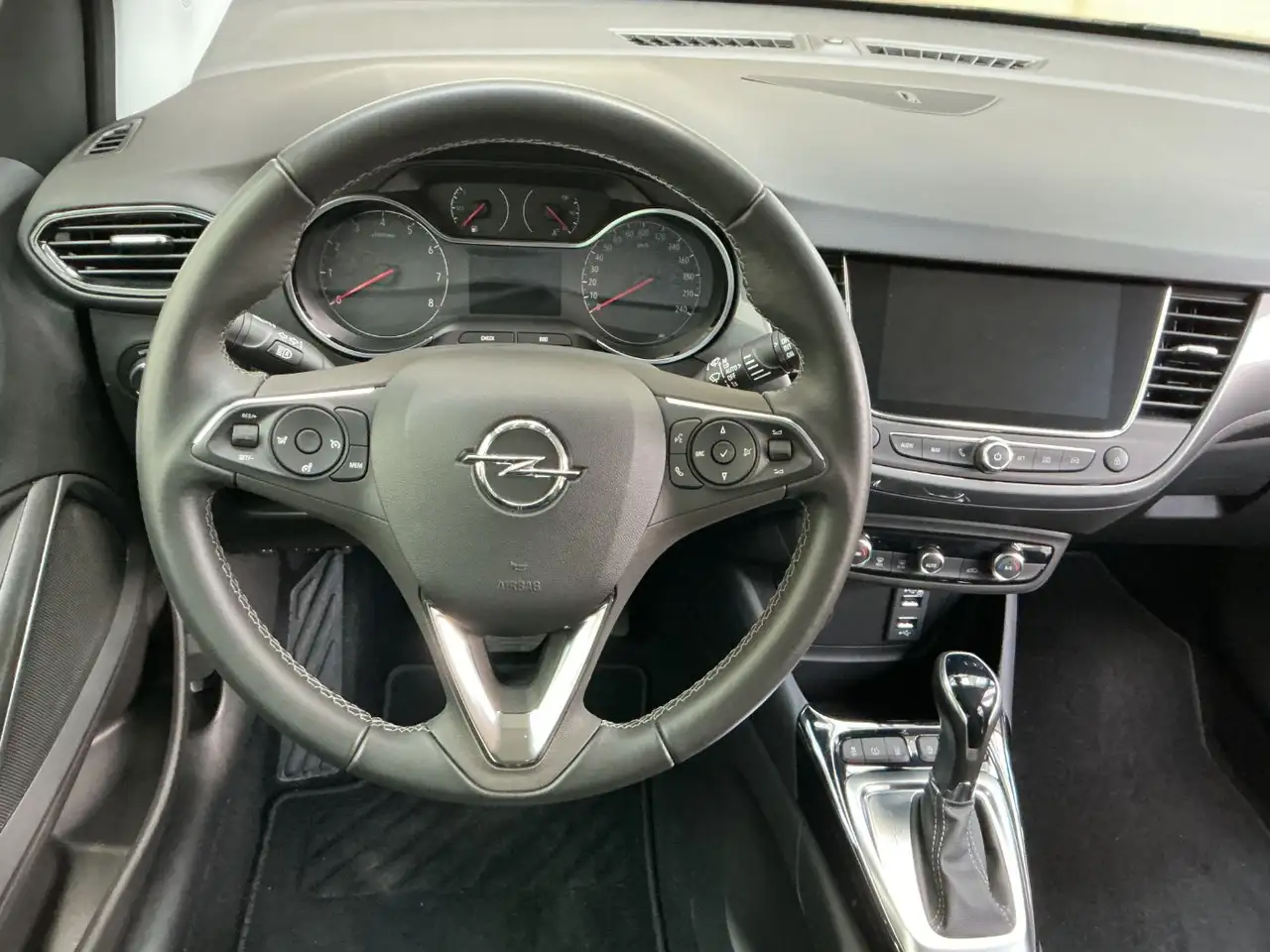 Opel Crossland 1.2 Kamera,PDC,LM-Felgen,LED,CarPlay — Galerie du véhicule 11