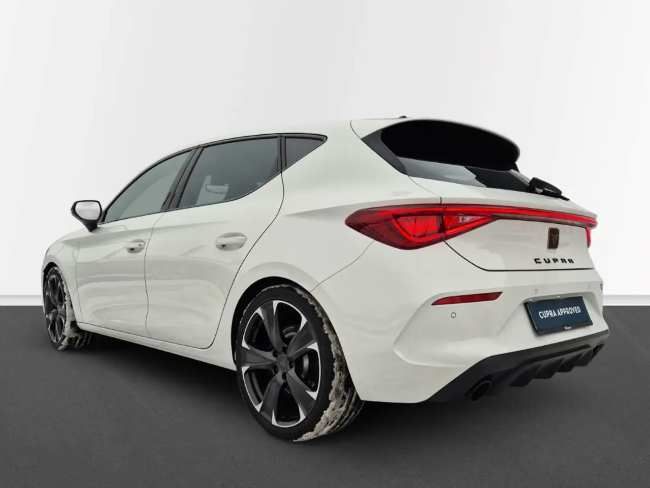 CUPRA Leon VZ 2.0 TSi DSG Matrix ACC SHZ FullLink Kessy — معرض صور السيارة 2